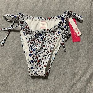 Bikini bottoms